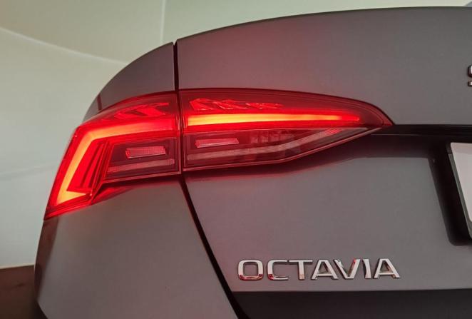 Skoda Octavia IV (A8) с пробегом 2020 года, цена 2 699 000 рублей, 50296 км, лифтбек, Автокод Объявления