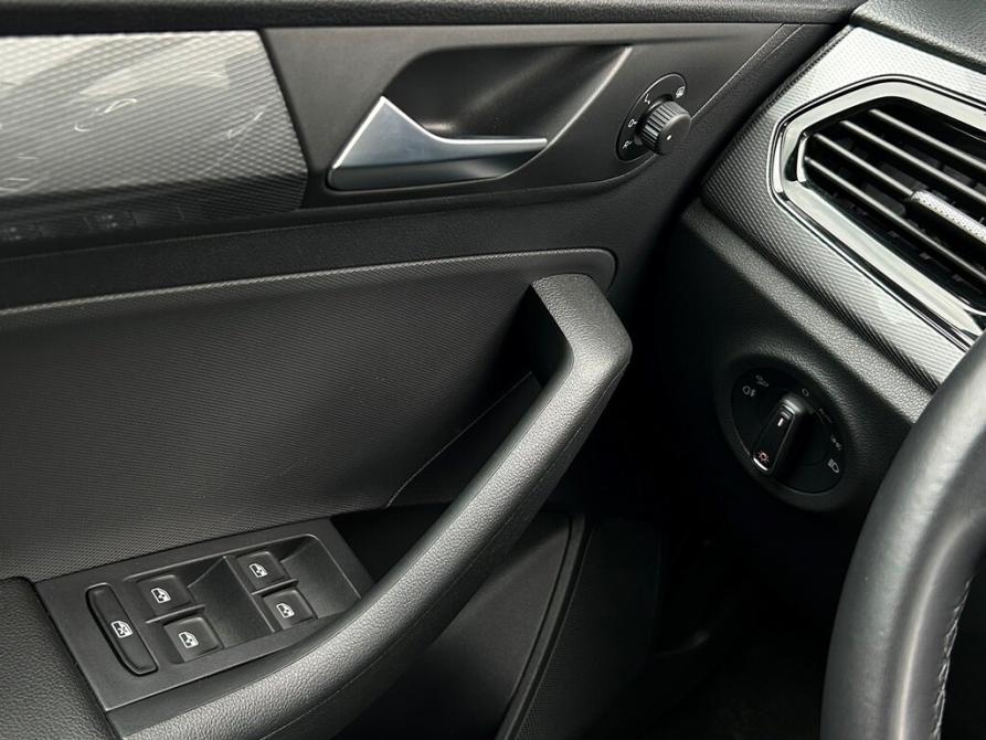 Volkswagen Polo VI Санкт-Петербург  - изображение 17