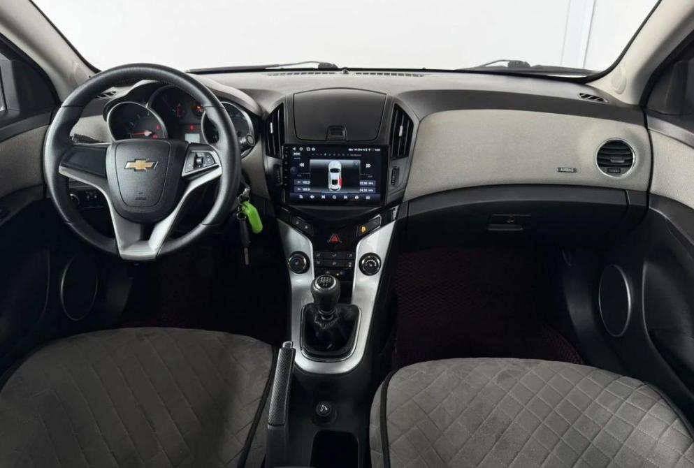 Chevrolet Cruze I Рестайлинг Киров  - изображение 11