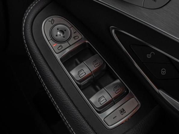 Mercedes-Benz C-Класс IV (W205) с пробегом 2016 года, цена 2 390 000 рублей, 32462 км, седан, Автокод Объявления