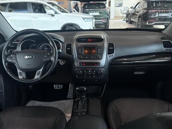 Kia Sorento II Рестайлинг с пробегом 2012 года, цена 1 395 000 рублей, 244038 км, внедорожник, Автокод Объявления