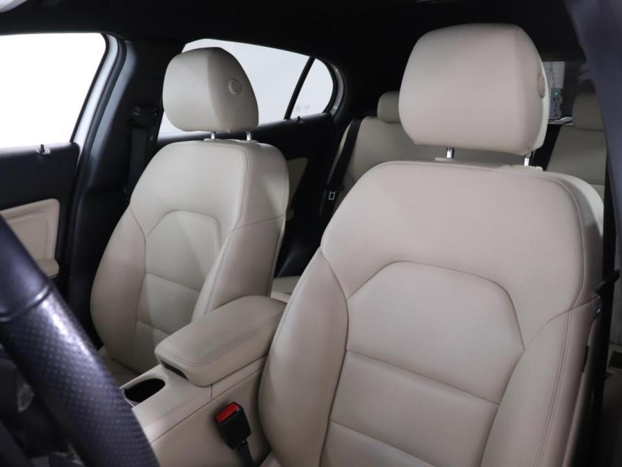 Mercedes-Benz GLA I (X156) Рестайлинг Москва  - изображение 16