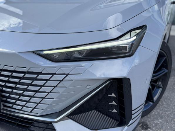 Changan UNI-V I с пробегом 2024 года, цена 2 590 000 рублей, 14500 км, лифтбек, Автокод Объявления