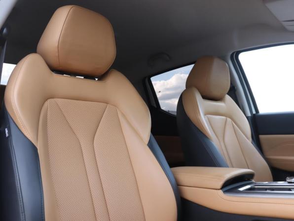 Changan Hunter Plus с пробегом 2023 года, цена 2 650 000 рублей, 35000 км, offers.body_type.unknown, Автокод Объявления