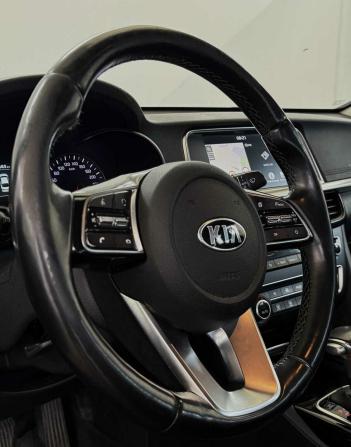 Kia Optima IV Рестайлинг с пробегом 2018 года, цена 1 665 000 рублей, 193152 км, седан, Автокод Объявления