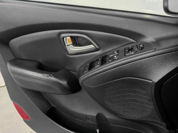 Hyundai ix35 I с пробегом 2010 года, цена 1 489 000 рублей, 188002 км, внедорожник, Автокод Объявления