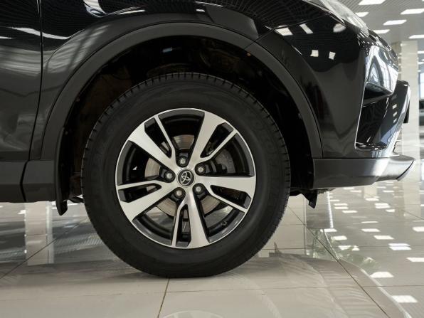 Toyota RAV4 IV (XA40) Рестайлинг с пробегом 2018 года, цена 2 408 000 рублей, 116631 км, внедорожник, Автокод Объявления