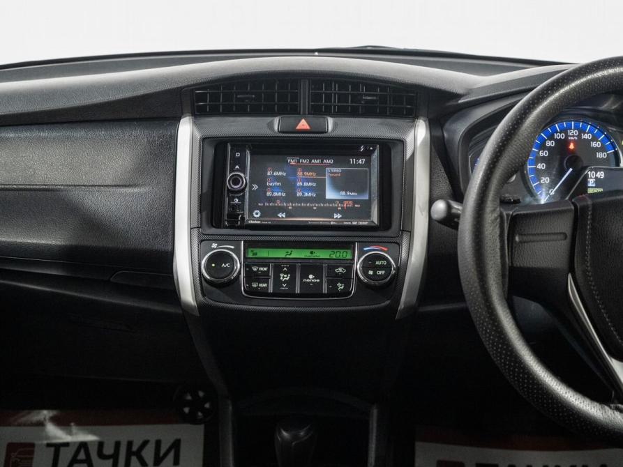 Toyota Corolla XI (E160 E170 E180) Рестайлинг 1 Иркутск  - изображение 12