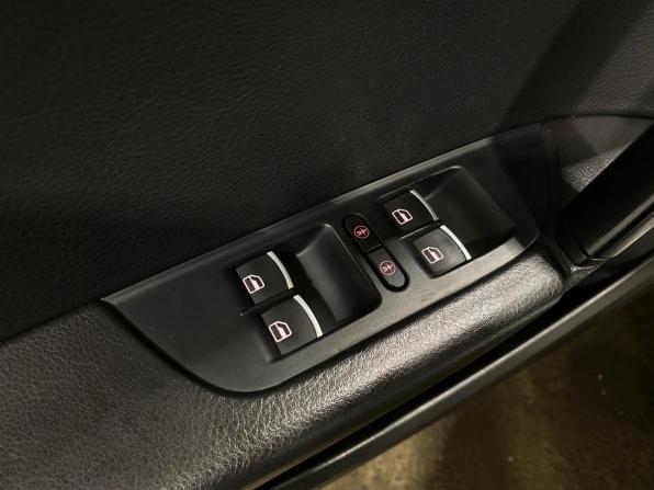 Volkswagen Touareg II с пробегом 2012 года, цена 2 015 000 рублей, 235286 км, внедорожник, Автокод Объявления