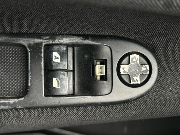 Peugeot 207 I с пробегом 2009 года, цена 390 000 рублей, 180371 км, хэтчбек, Автокод Объявления