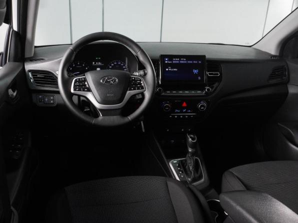 Hyundai Solaris II Рестайлинг с пробегом 2021 года, цена 1 495 000 рублей, 123209 км, седан, Автокод Объявления
