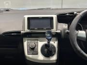 Toyota Wish II Рестайлинг Новосибирск  - изображение 38