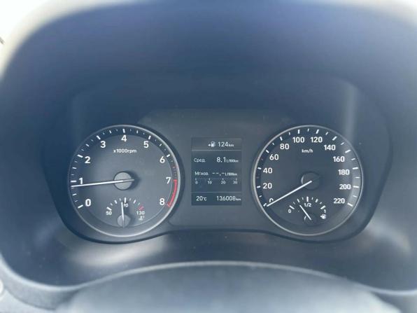 Hyundai Solaris II с пробегом 2018 года, цена 1 179 000 рублей, 136005 км, седан, Автокод Объявления