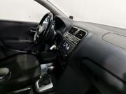 Volkswagen Polo V Рестайлинг Курск  - изображение 23