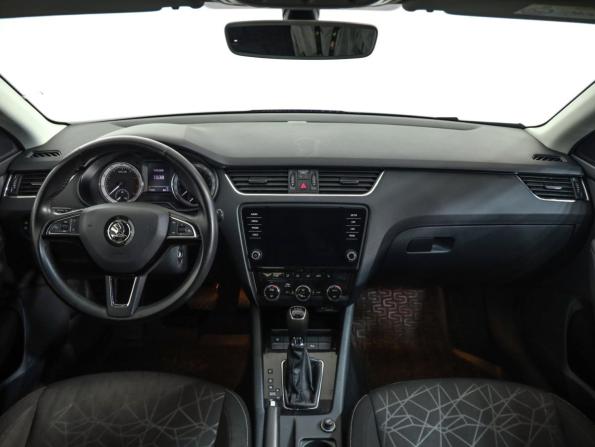 Skoda Octavia III (A7) Рестайлинг с пробегом 2019 года, цена 1 570 000 рублей, 73755 км, лифтбек, Автокод Объявления