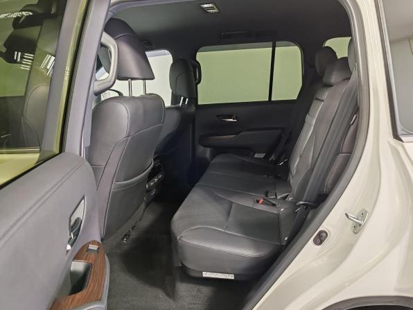 Toyota Land Cruiser 300 Series с пробегом 2022 года, цена 8 999 000 рублей, 104712 км, внедорожник, Автокод Объявления