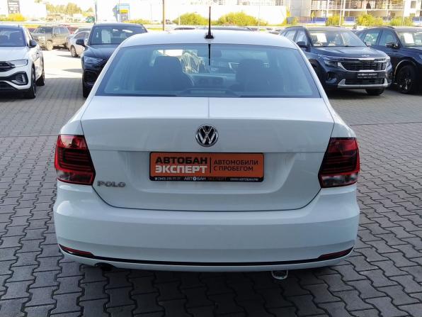 Volkswagen Polo V Рестайлинг с пробегом 2018 года, цена 1 364 000 рублей, 54828 км, седан, Автокод Объявления