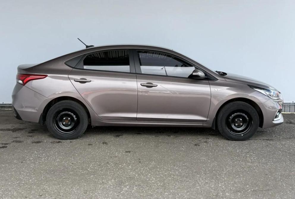 Hyundai Solaris II Киров  - изображение 4