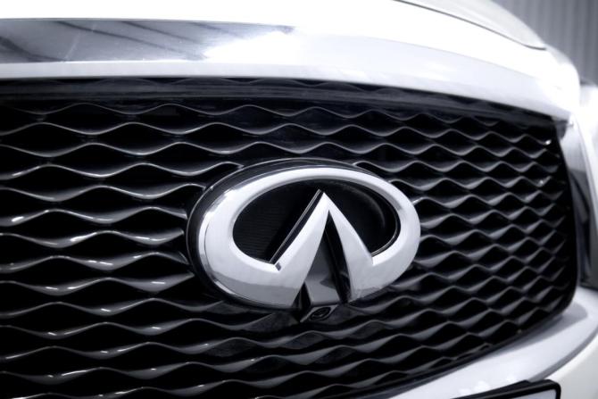 Infiniti QX60 I Рестайлинг с пробегом 2018 года, цена 2 649 000 рублей, 136000 км, внедорожник, Автокод Объявления