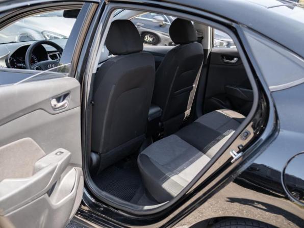 Hyundai Solaris II с пробегом 2019 года, цена 1 199 000 рублей, 293775 км, седан, Автокод Объявления