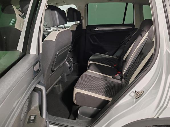 Volkswagen Tiguan II с пробегом 2019 года, цена 2 449 000 рублей, 129590 км, внедорожник, Автокод Объявления