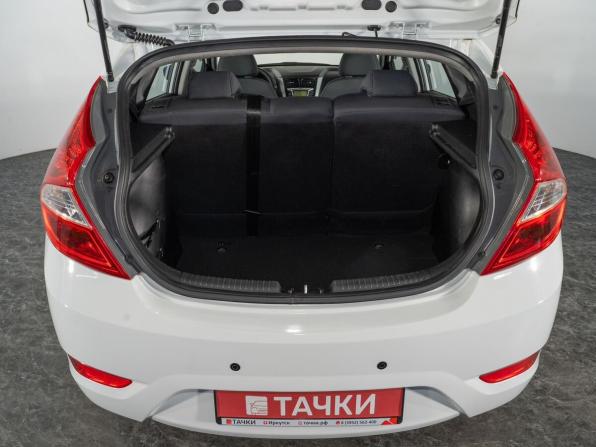 Hyundai Solaris I с пробегом 2014 года, цена 950 500 рублей, 98002 км, хэтчбек, Автокод Объявления