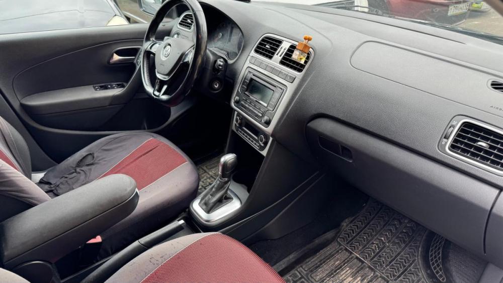 Volkswagen Polo V Рестайлинг Киров  - изображение 3