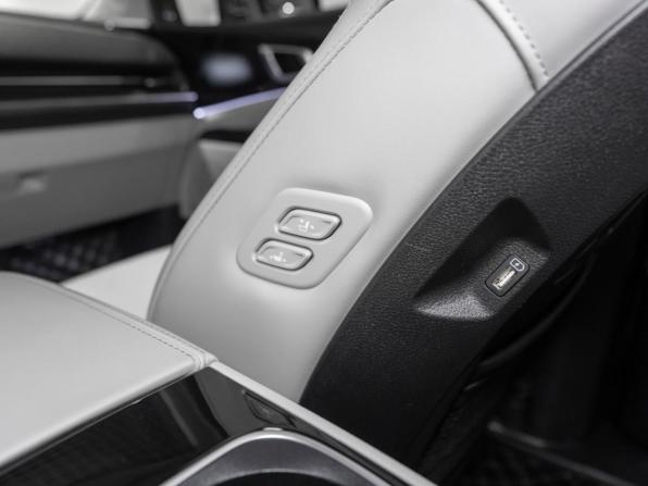 Kia Carnival IV с пробегом 2021 года, цена 3 645 000 рублей, 91161 км, минивэн, Автокод Объявления