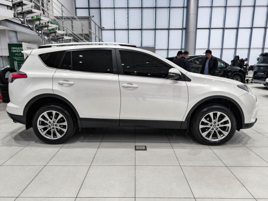 Toyota RAV4 IV (XA40) Рестайлинг Казань  - изображение 5