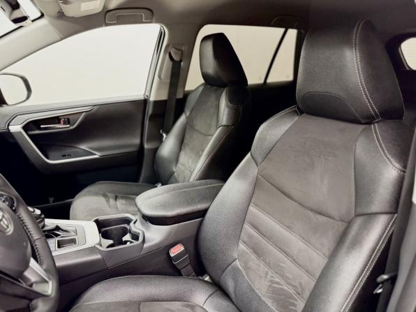 Toyota RAV4 V (XA50) с пробегом 2020 года, цена 3 768 000 рублей, 109150 км, внедорожник, Автокод Объявления