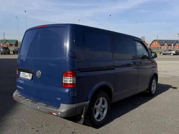 Volkswagen Transporter T5 Рестайлинг с пробегом 2012 года, цена 1 319 000 рублей, 416342 км, минивэн, Автокод Объявления