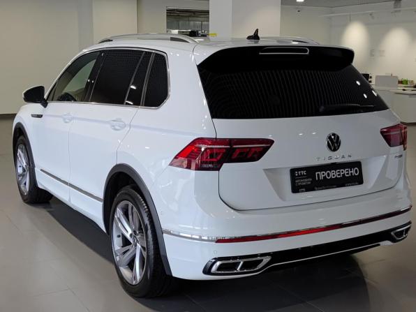 Volkswagen Tiguan II Рестайлинг с пробегом 2021 года, цена 3 999 000 рублей, 56090 км, внедорожник, Автокод Объявления