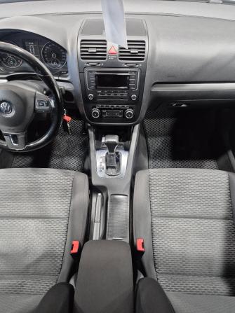 Volkswagen Jetta V с пробегом 2010 года, цена 699 000 рублей, 245200 км, седан, Автокод Объявления