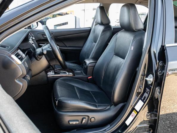 Toyota Camry VII (XV50) Рестайлинг 2 с пробегом 2017 года, цена 1 890 000 рублей, 146853 км, седан, Автокод Объявления