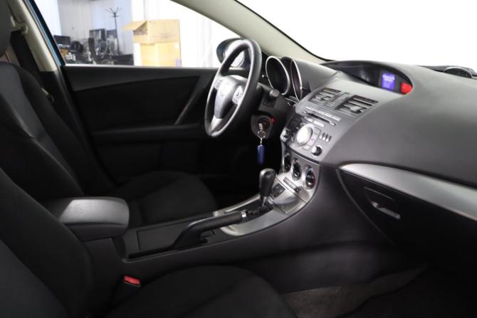 Mazda 3 II (BL) с пробегом 2010 года, цена 799 990 рублей, 218691 км, седан, Автокод Объявления