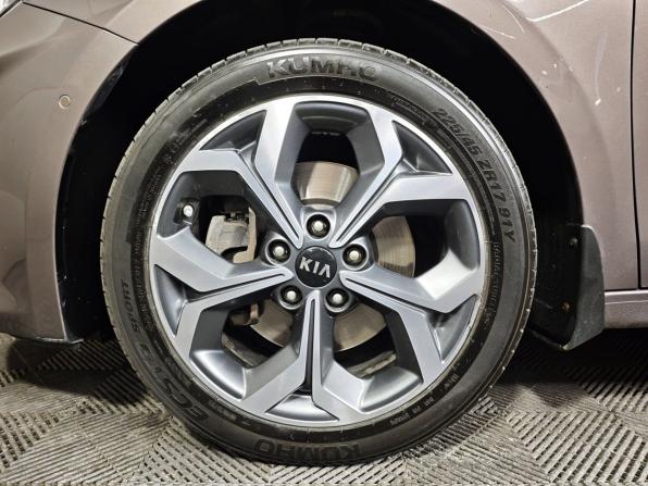Kia Ceed III с пробегом 2019 года, цена 1 593 000 рублей, 75435 км, хэтчбек, Автокод Объявления