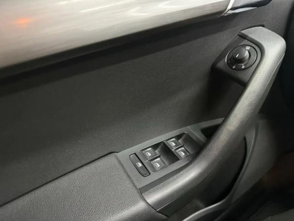 Skoda Octavia III (A7) Рестайлинг с пробегом 2017 года, цена 1 599 000 рублей, 174561 км, универсал, Автокод Объявления