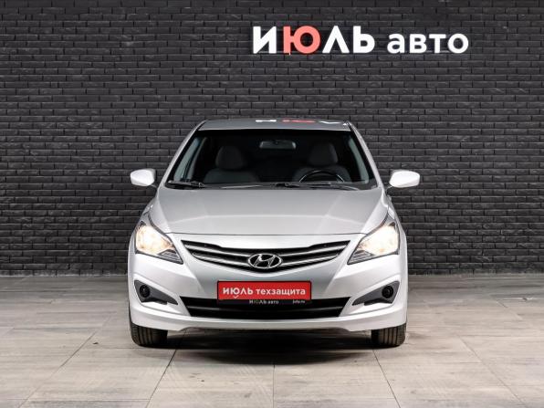 Hyundai Solaris I Рестайлинг с пробегом 2015 года, цена 1 200 000 рублей, 132818 км, седан, Автокод Объявления