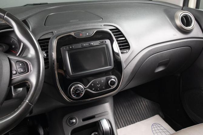 Renault Kaptur I с пробегом 2019 года, цена 1 399 000 рублей, 199849 км, внедорожник, Автокод Объявления