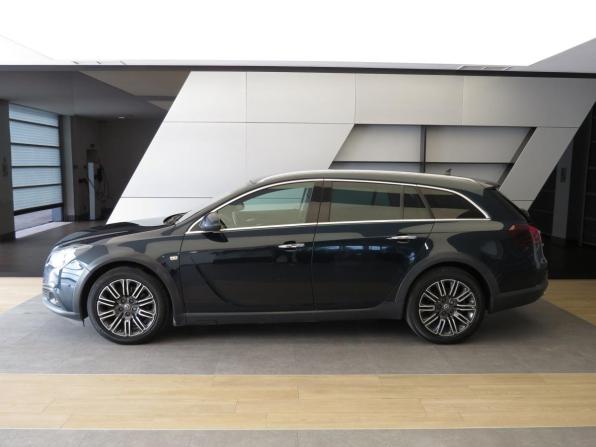 Opel Insignia I Рестайлинг с пробегом 2014 года, цена 1 380 000 рублей, 117646 км, универсал, Автокод Объявления