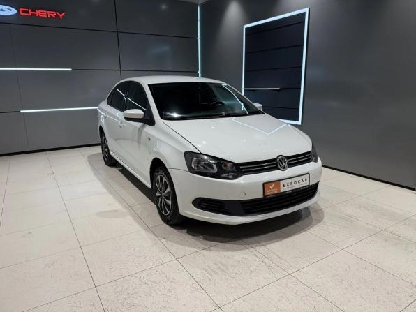 Volkswagen Polo V с пробегом 2014 года, цена 620 000 рублей, 235700 км, седан, Автокод Объявления