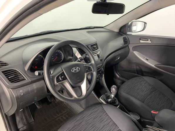 Hyundai Solaris I Рестайлинг с пробегом 2014 года, цена 968 000 рублей, 129984 км, седан, Автокод Объявления