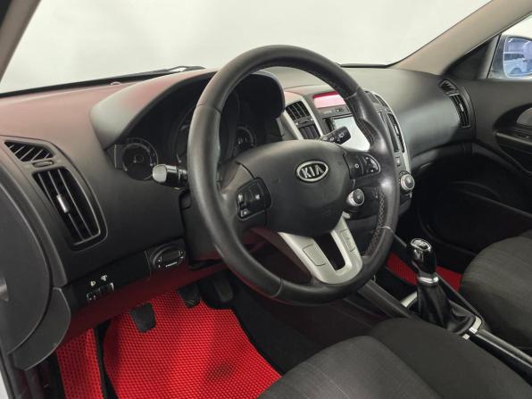 Kia Ceed I Рестайлинг с пробегом 2011 года, цена 590 000 рублей, 249397 км, хэтчбек, Автокод Объявления