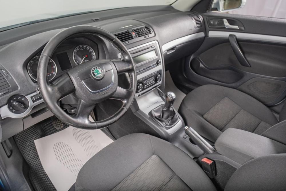 Skoda Octavia II (A5) Рестайлинг Томск  - изображение 8