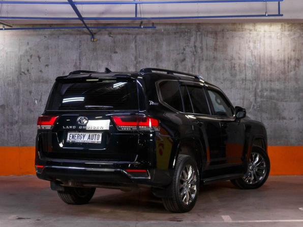 Toyota Land Cruiser 300 Series с пробегом 2021 года, цена 9 699 000 рублей, 100749 км, внедорожник, Автокод Объявления