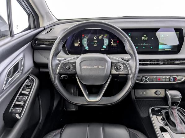 BAIC U5 Plus с пробегом 2023 года, цена 1 300 000 рублей, 53899 км, седан, Автокод Объявления