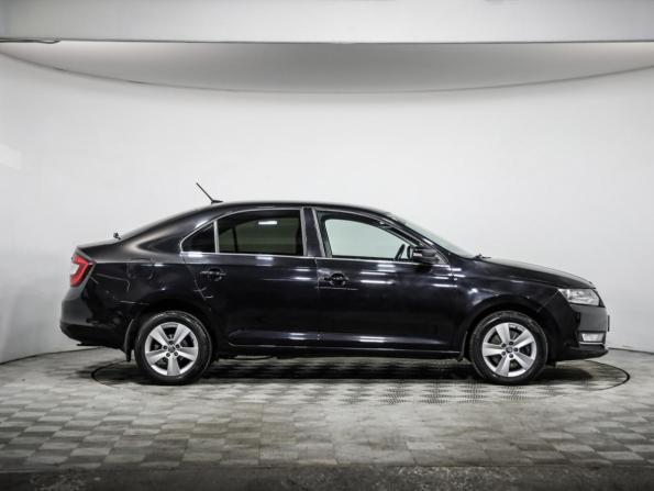 Skoda Rapid I Рестайлинг с пробегом 2018 года, цена 1 399 000 рублей, 138212 км, лифтбек, Автокод Объявления