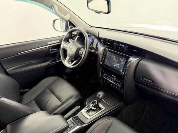 Toyota Fortuner II Рестайлинг с пробегом 2021 года, цена 4 510 000 рублей, 85000 км, внедорожник, Автокод Объявления