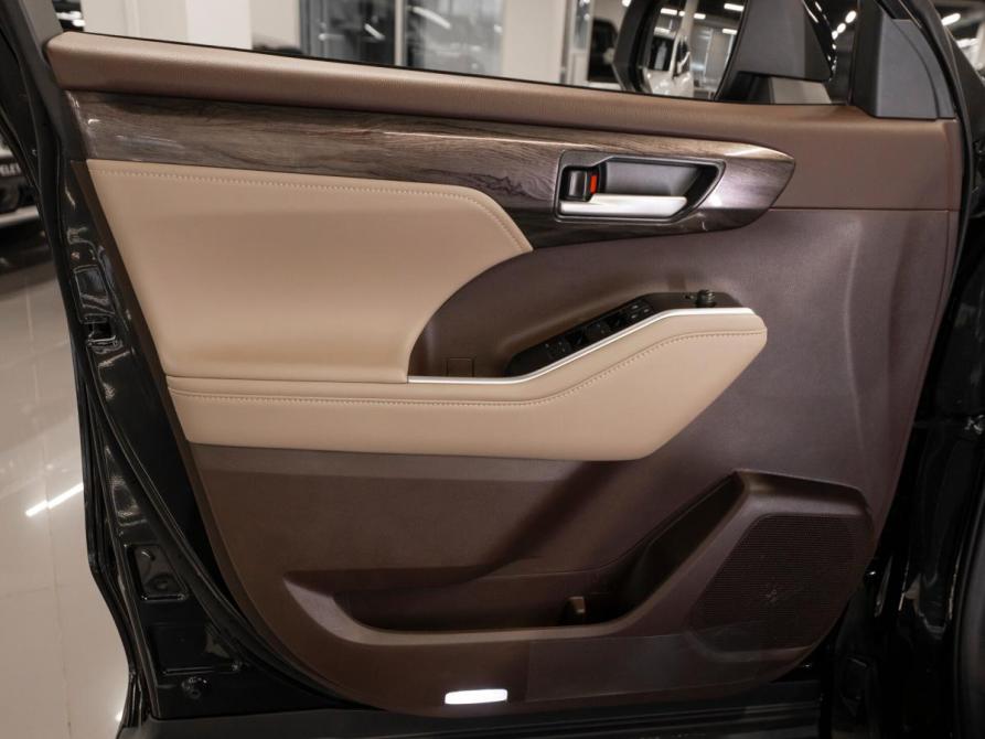 Toyota Highlander IV (XU70) Москва  - изображение 13