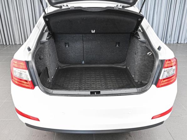 Skoda Octavia III (A7) с пробегом 2014 года, цена 1 379 000 рублей, 299978 км, лифтбек, Автокод Объявления